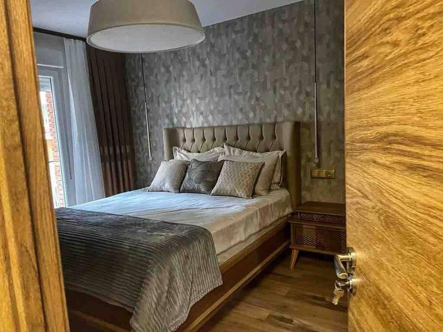 New Luxury 3-Bedroom Apartment Segovia Kültér fotó
